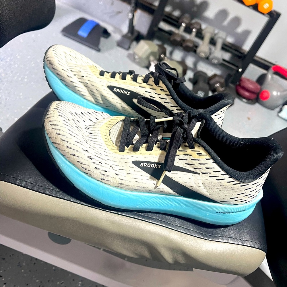 Like New Brooks